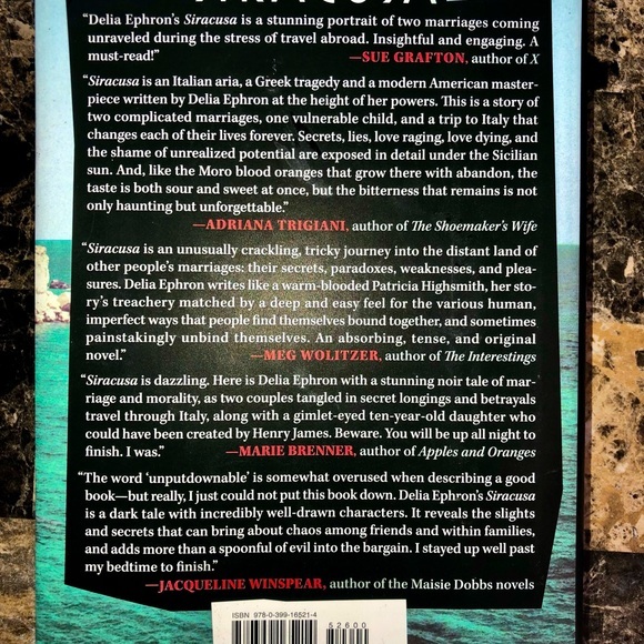 “Siracusa” hardback novel - Picture 6 of 9